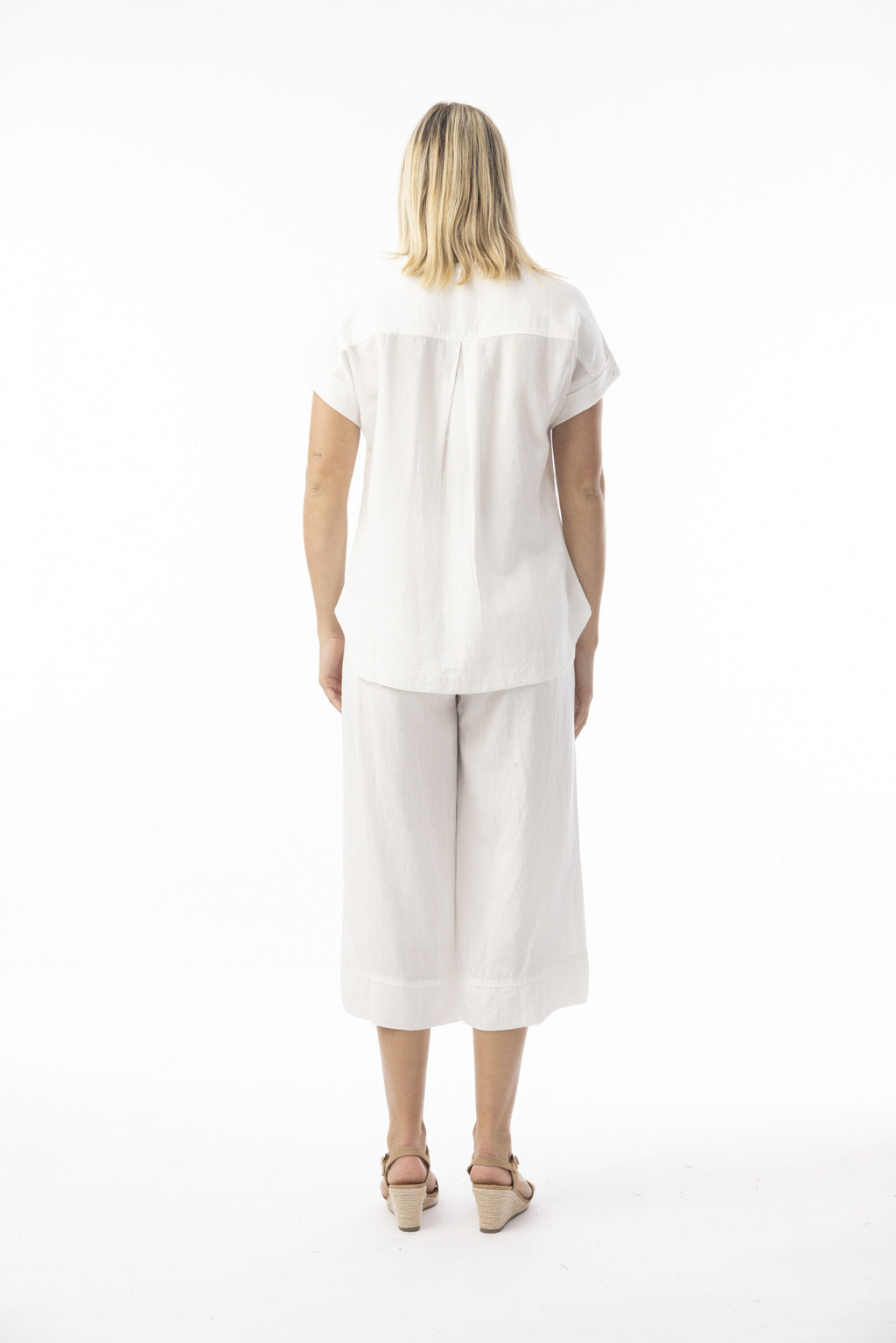 Linen Essentials V Neck Top - White