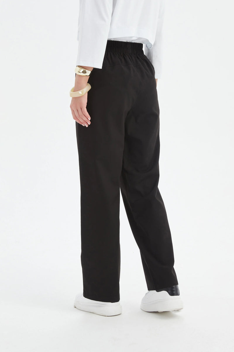 Straight Leg Easy Pant - Black