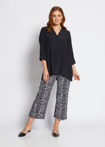 Ellis Lustre Collar Blouse - Black