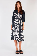 Sakanto Kaftan Dress - Hoja Black