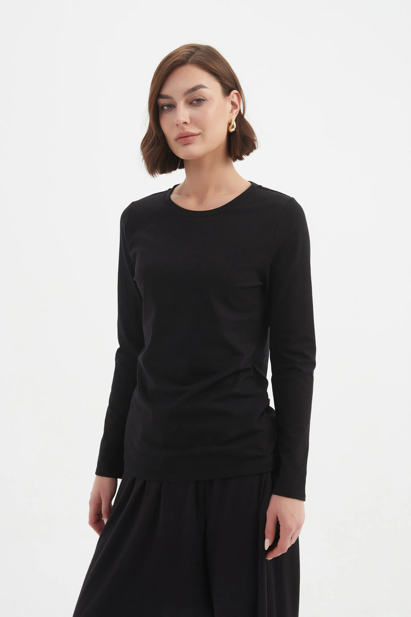 Long Sleeve T-Shirt - Black